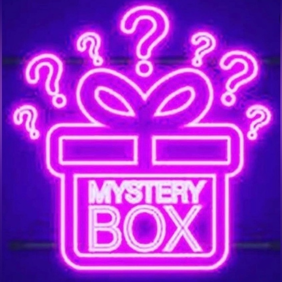 Mystery Plus size Box Reseller Bundle NWT - Picture 1 of 1